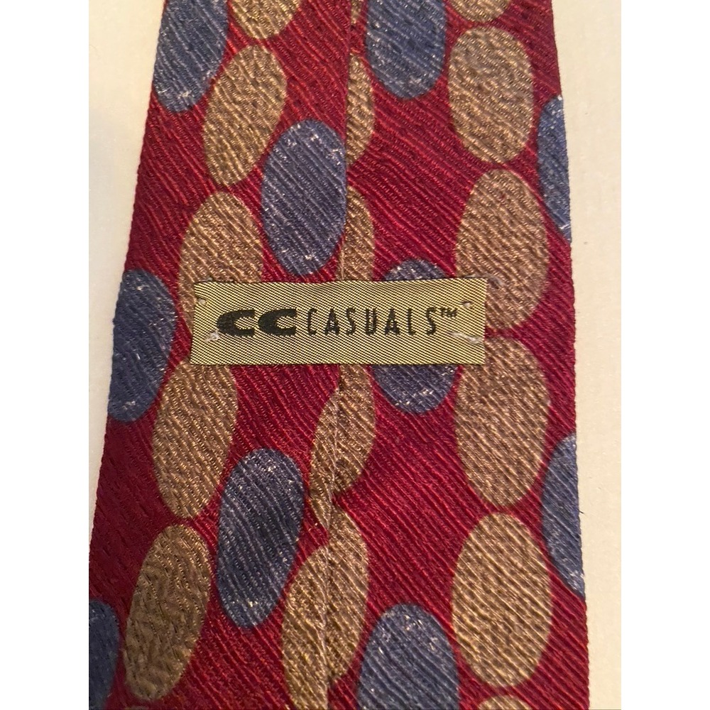 CC Casuals Mens Necktie‎ Red Gold Blue Oval Geometric Pattern Vintage Style Tie